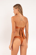 Load image into Gallery viewer, Model Back: Rio De Sol Bottom Bottom Shimmer-Nocciola Nara