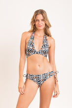 Load image into Gallery viewer, Model Front: Rio De Sol Set Set Ikat Kate Madrid