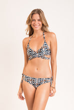 Load image into Gallery viewer, Image 09: Rio De Sol Set Set Ikat Kate Madrid