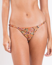 Load image into Gallery viewer, Gallery: Rio De Sol Bottom Bottom Bouquet Essential-Rev