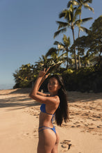 Load image into Gallery viewer, Image 13: Wednesday In Hawaii By Rio De Sol Top Top Pacifica Ana
