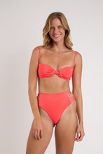 Load image into Gallery viewer, Model Front: Rio De Sol Top Top Malibu-Folia Bandeau-Iris
