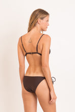 Load image into Gallery viewer, Model Back: Rio De Sol Set Set Shimmer-Coffee Tri-Fixo Ibiza-Comfy
