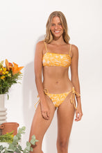 Load image into Gallery viewer, Model Front: Rio De Sol Set Set Sunny-Forest Bandeau-Reto Ibiza-Comfy
