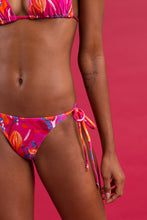 Load image into Gallery viewer, Image 08: Rio De Sol Bottom Bottom Flavors Cheeky-Tie
