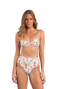 Model Front: Rio De Sol Top Top Countryside Kyra