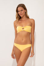 Load image into Gallery viewer, Model Front: Wednesday In Hawaii By Rio De Sol Top Top Lilikoi Lani
